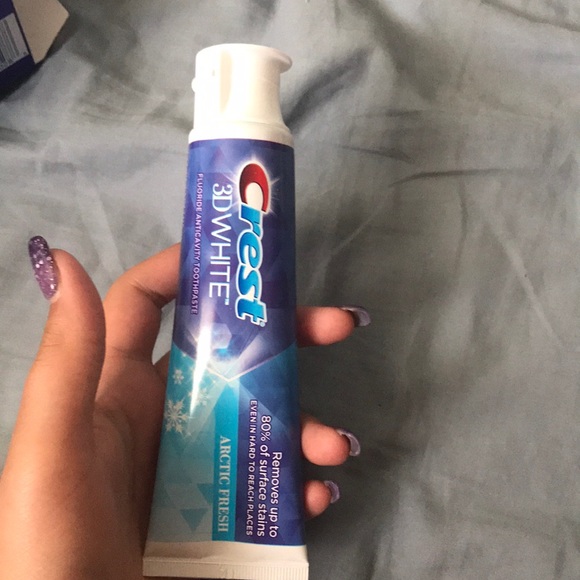 Toothpaste - Picture 3 of 4